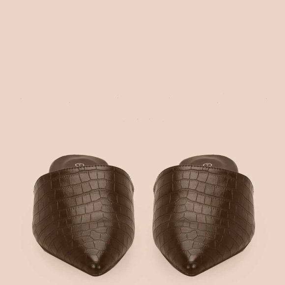 Crocodile Embossed Pointed Toe Flats - Picture 3 of 3